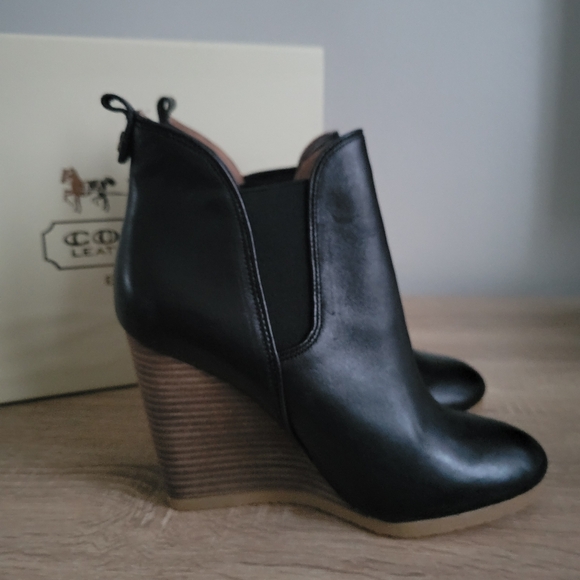 NIB Coach Farah Washed Leather Boots - Picture 1 of 8